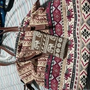 Elephant tote bag & sunglasses holder with pictures inside of the bag